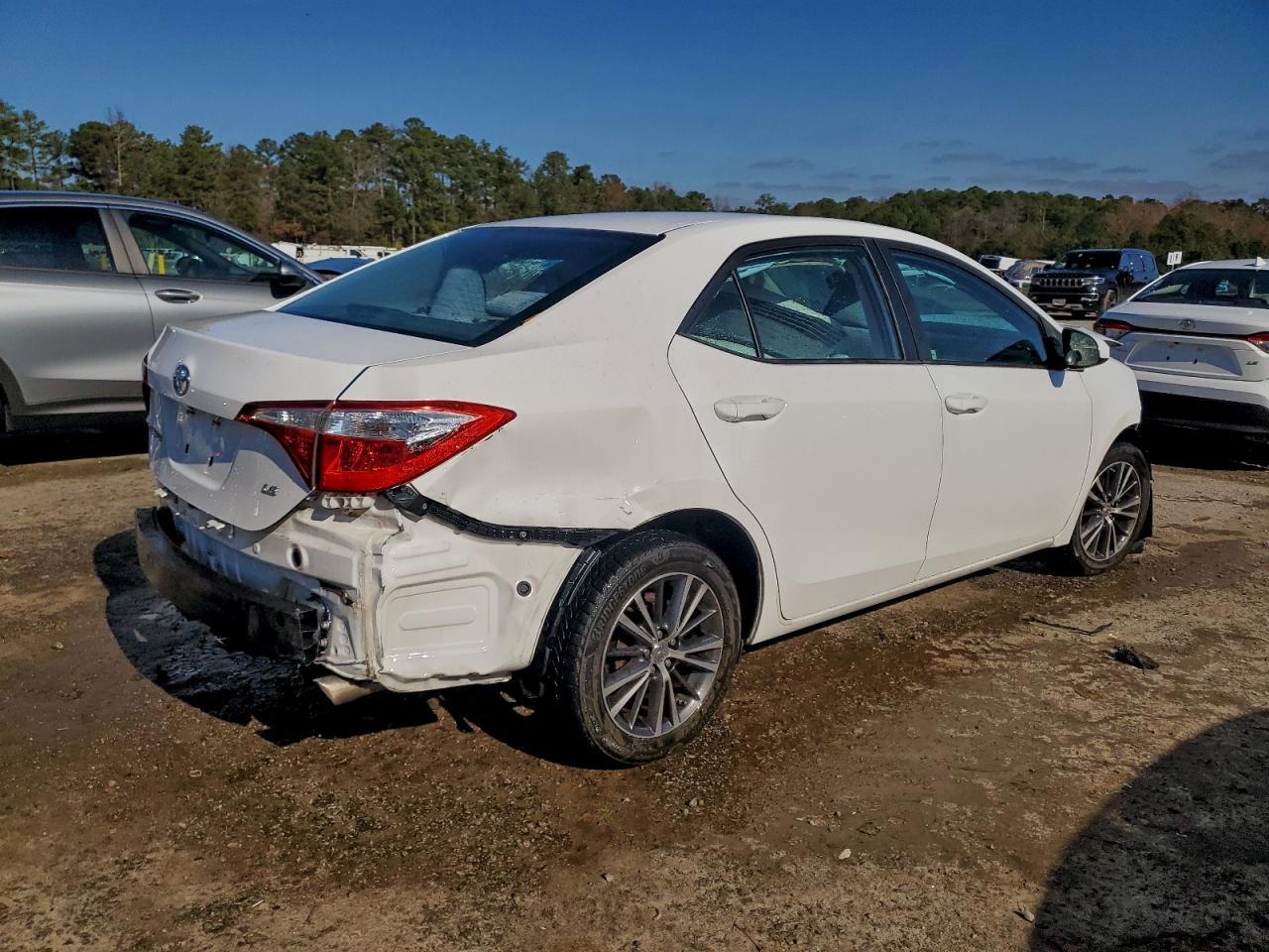 2016 TOYOTA COROLLA