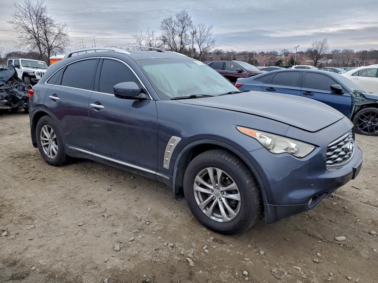 2011 INFINITI FX35