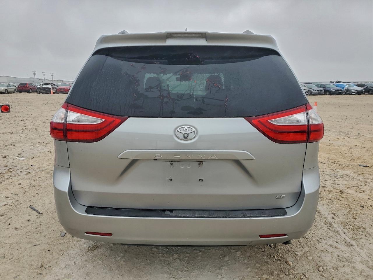 2019 TOYOTA SIENNA