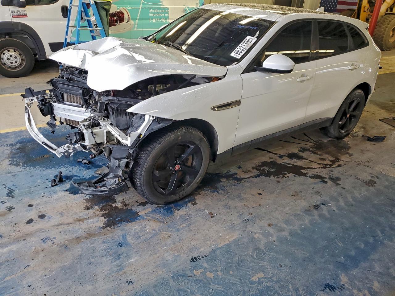 2017 JAGUAR F-Pace