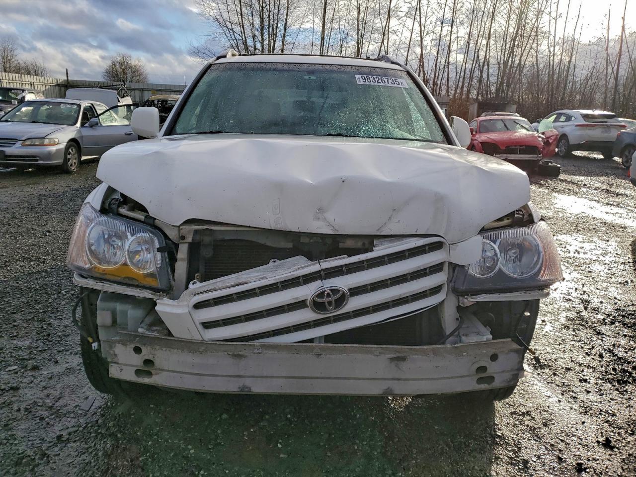 2003 TOYOTA HIGHLANDER