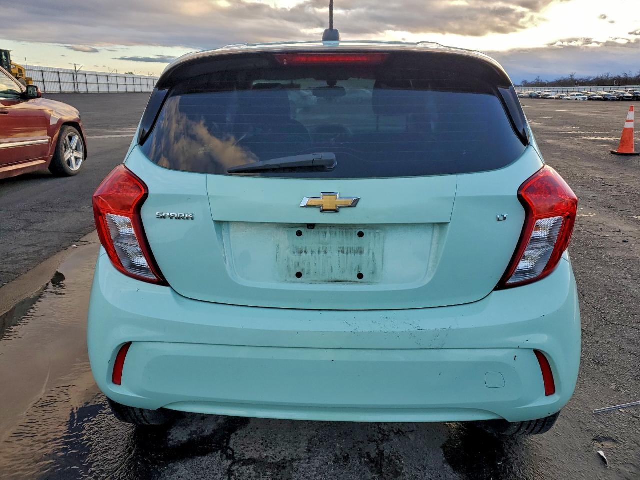 2017 CHEVROLET Spark