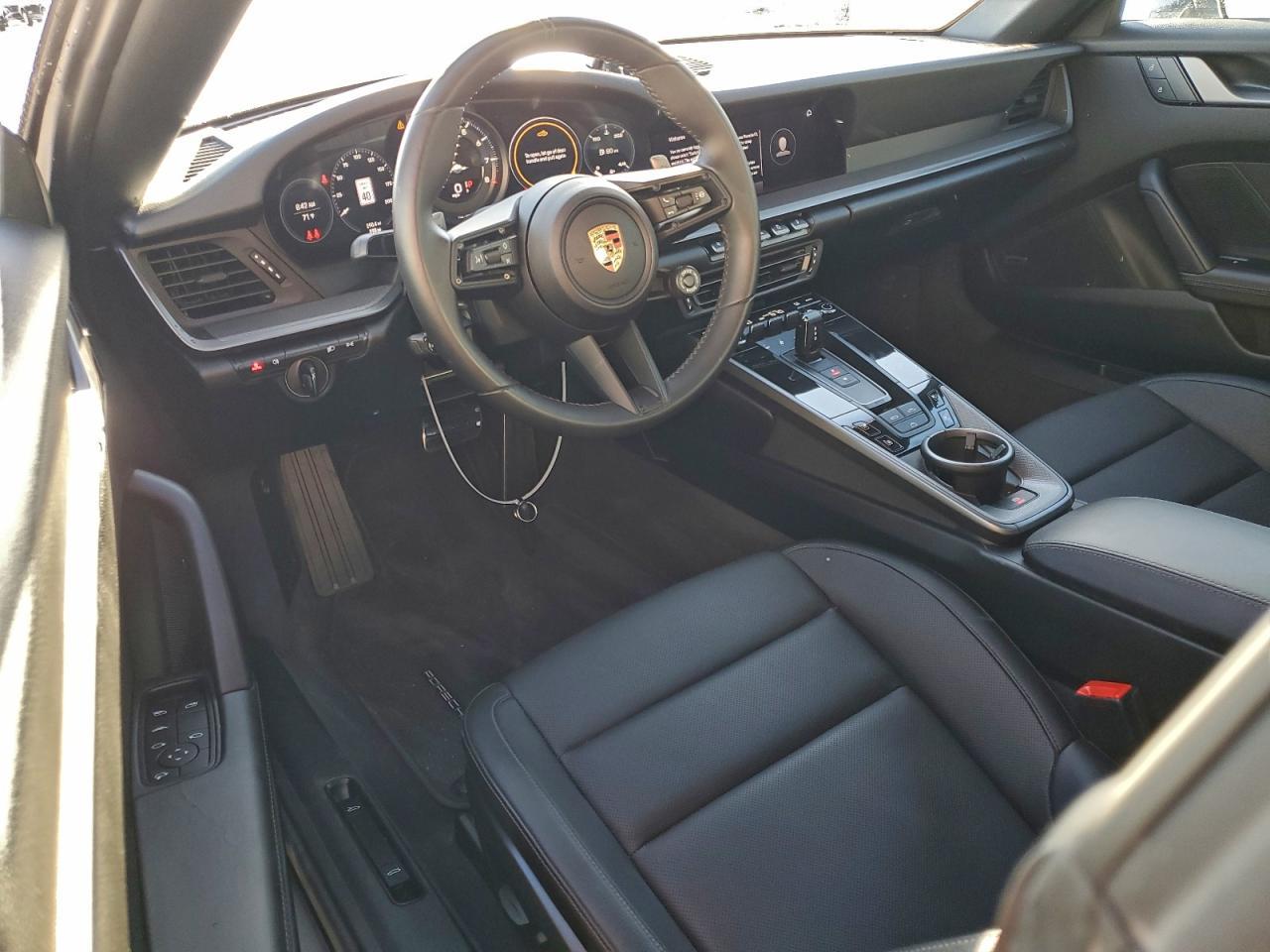 2024 PORSCHE 911