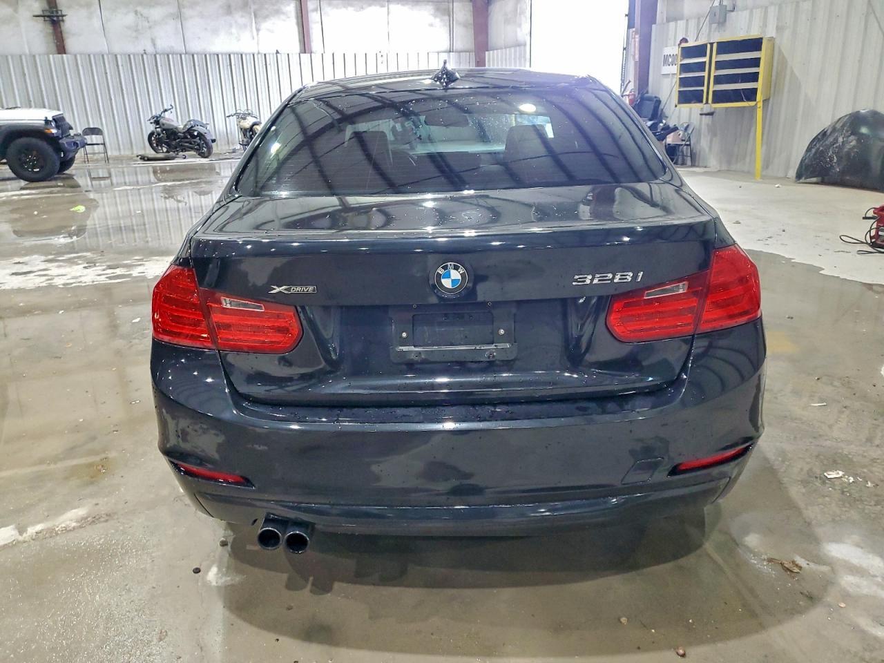 2013 BMW 3 SERIES