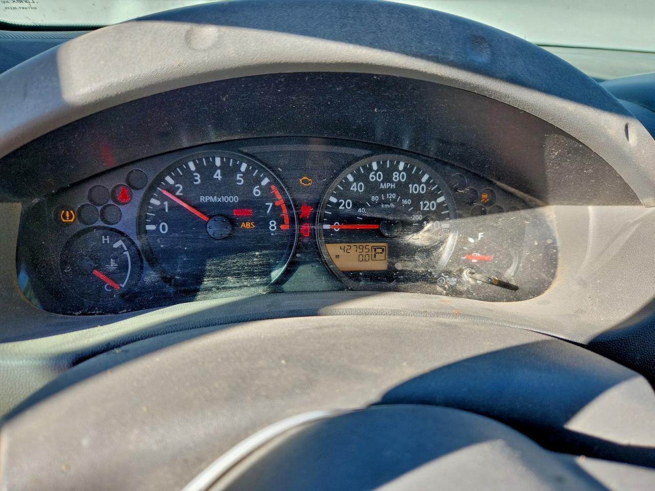 2015 NISSAN Frontier