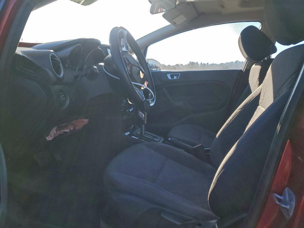 2014 FORD Fiesta