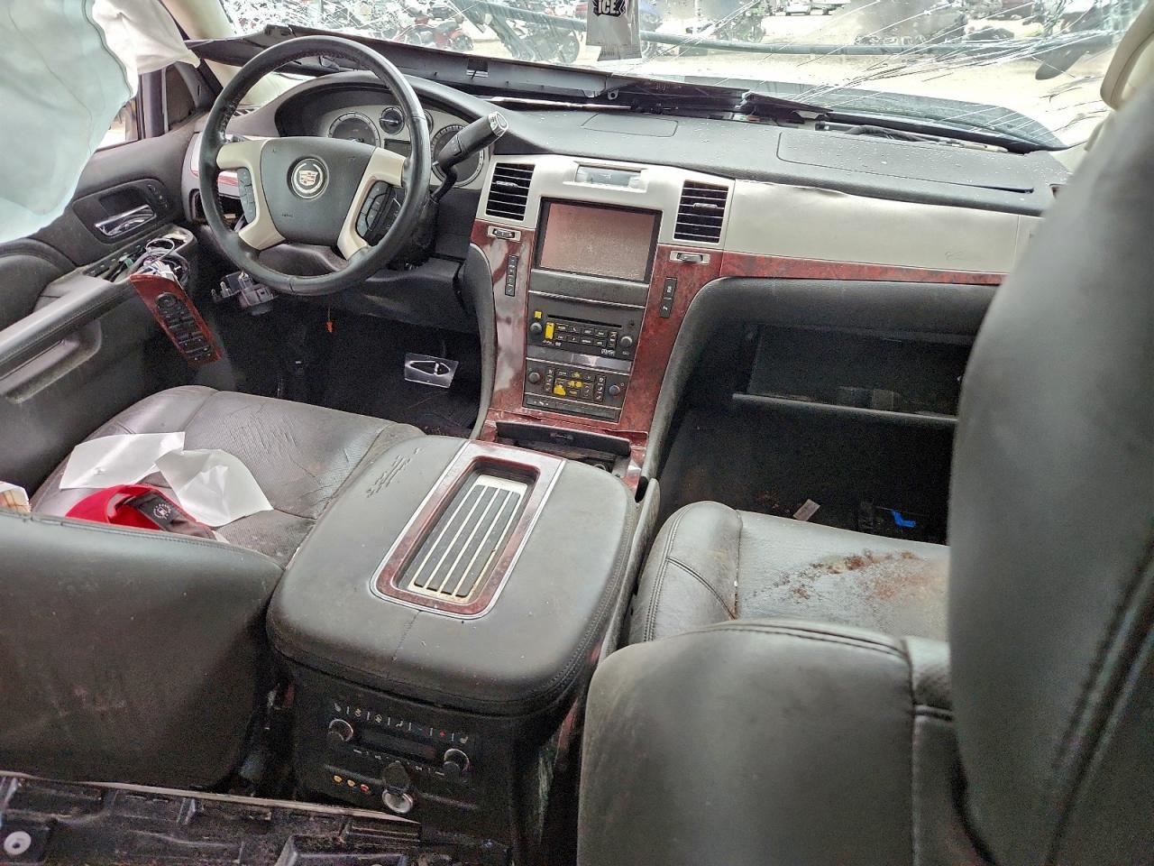 2013 CADILLAC ESCALADE