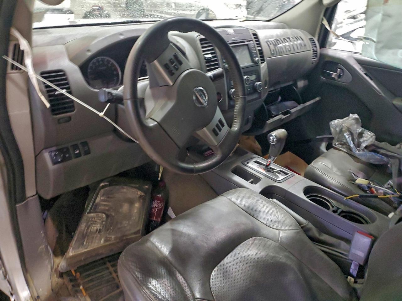 2015 NISSAN Frontier