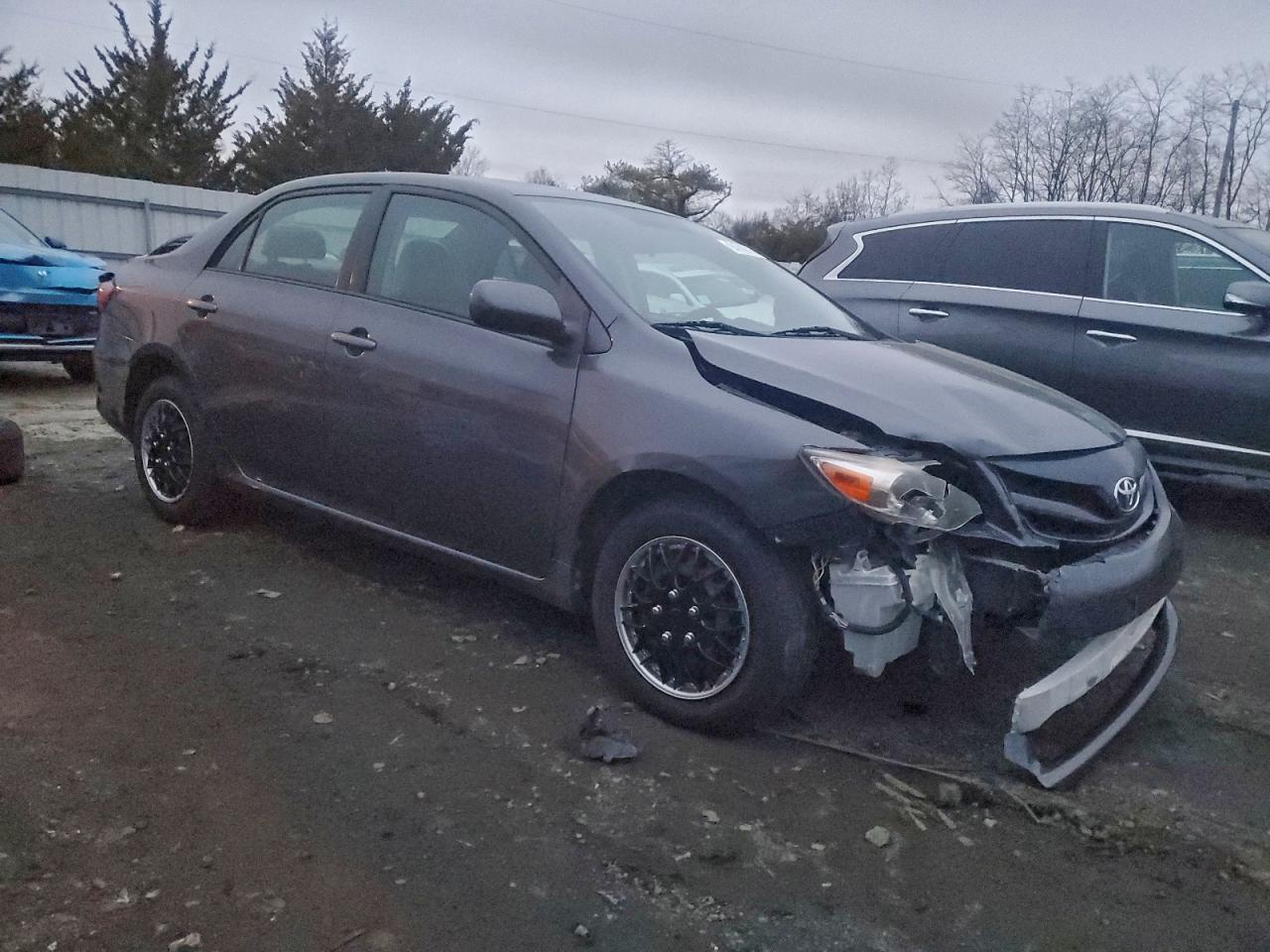 2011 TOYOTA COROLLA