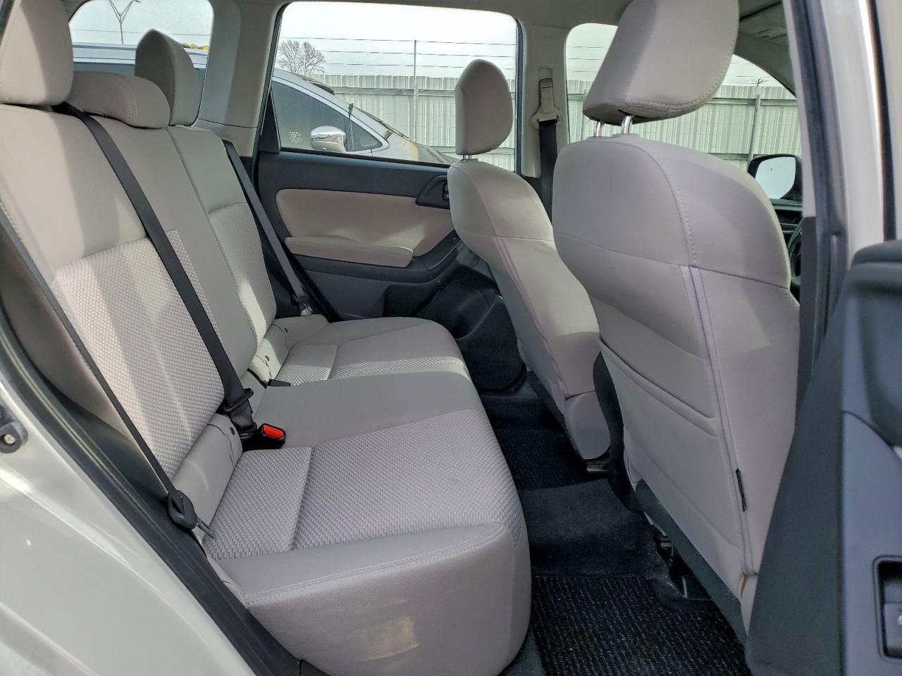 2015 SUBARU FORESTER