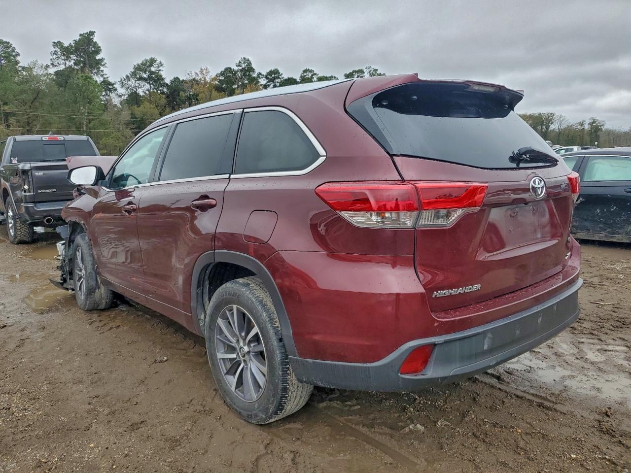 2018 TOYOTA HIGHLANDER