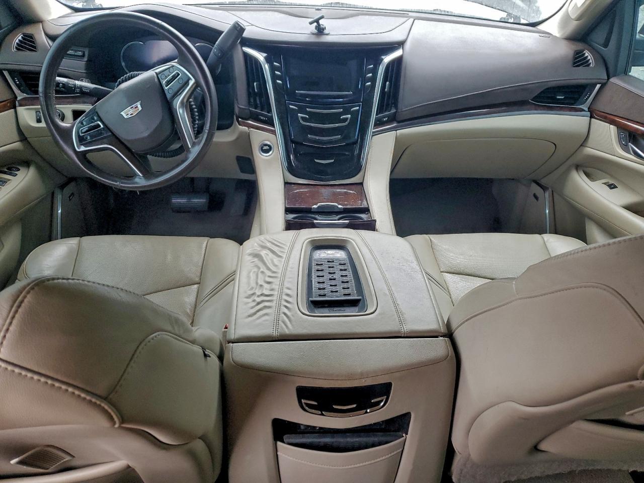 2016 CADILLAC ESCALADE