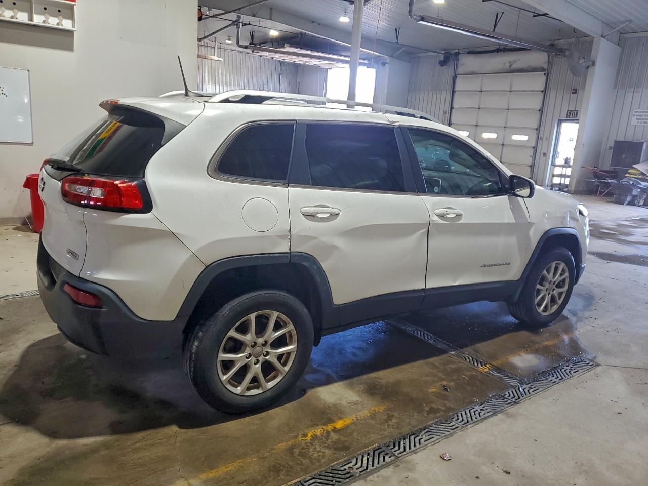 2018 JEEP CHEROKEE