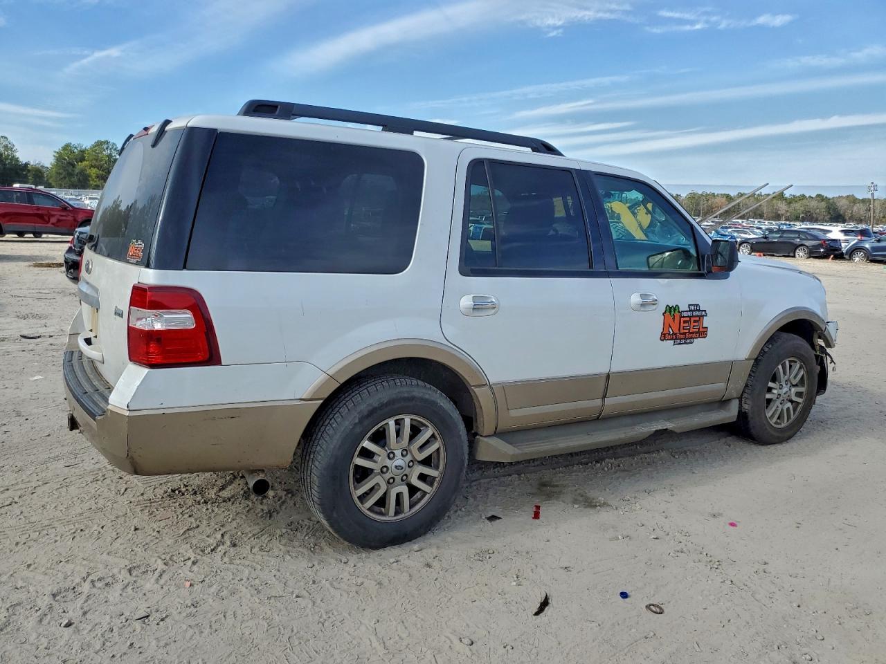 2011 FORD Expedition