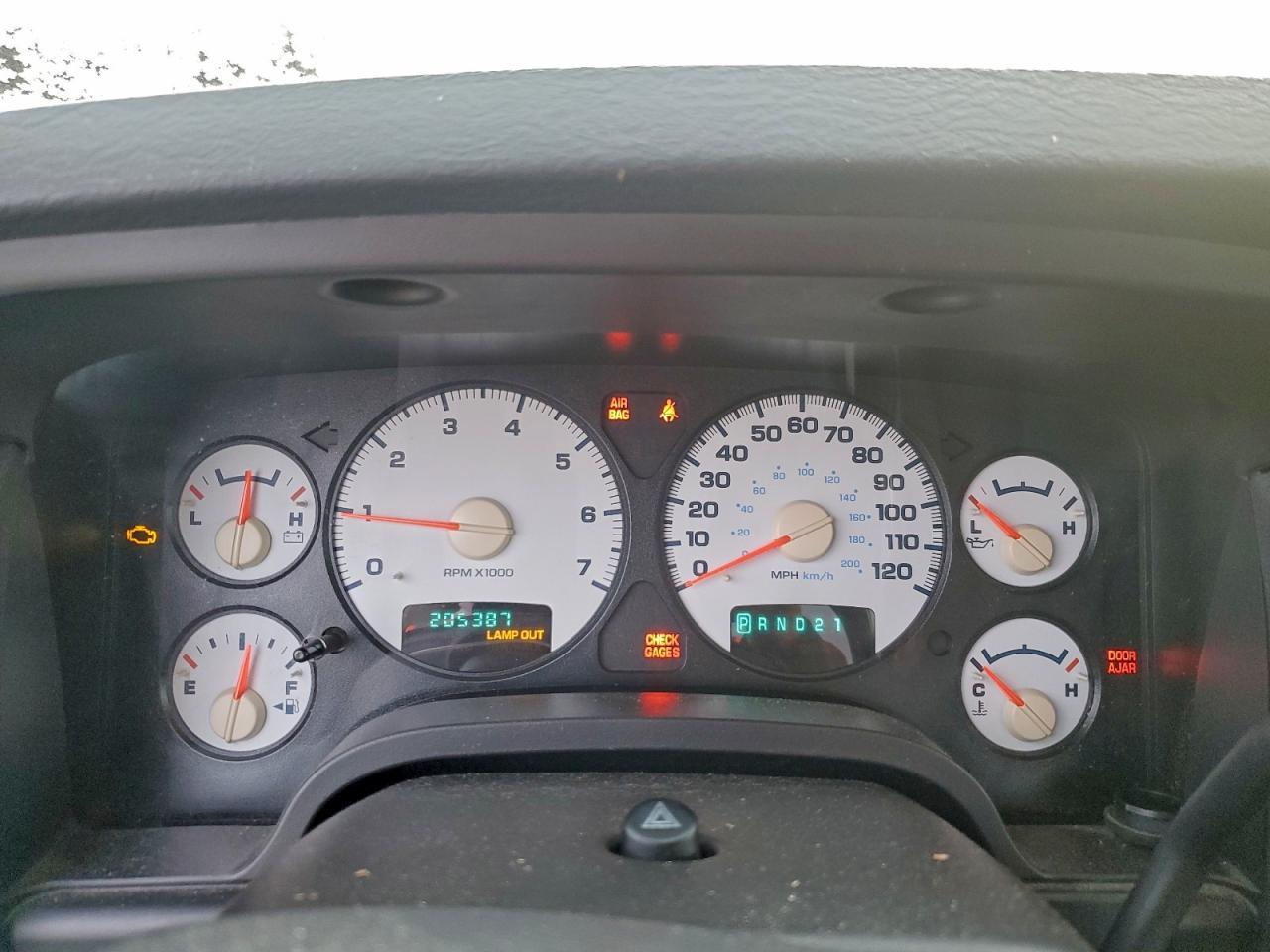 2004 DODGE RAM 1500