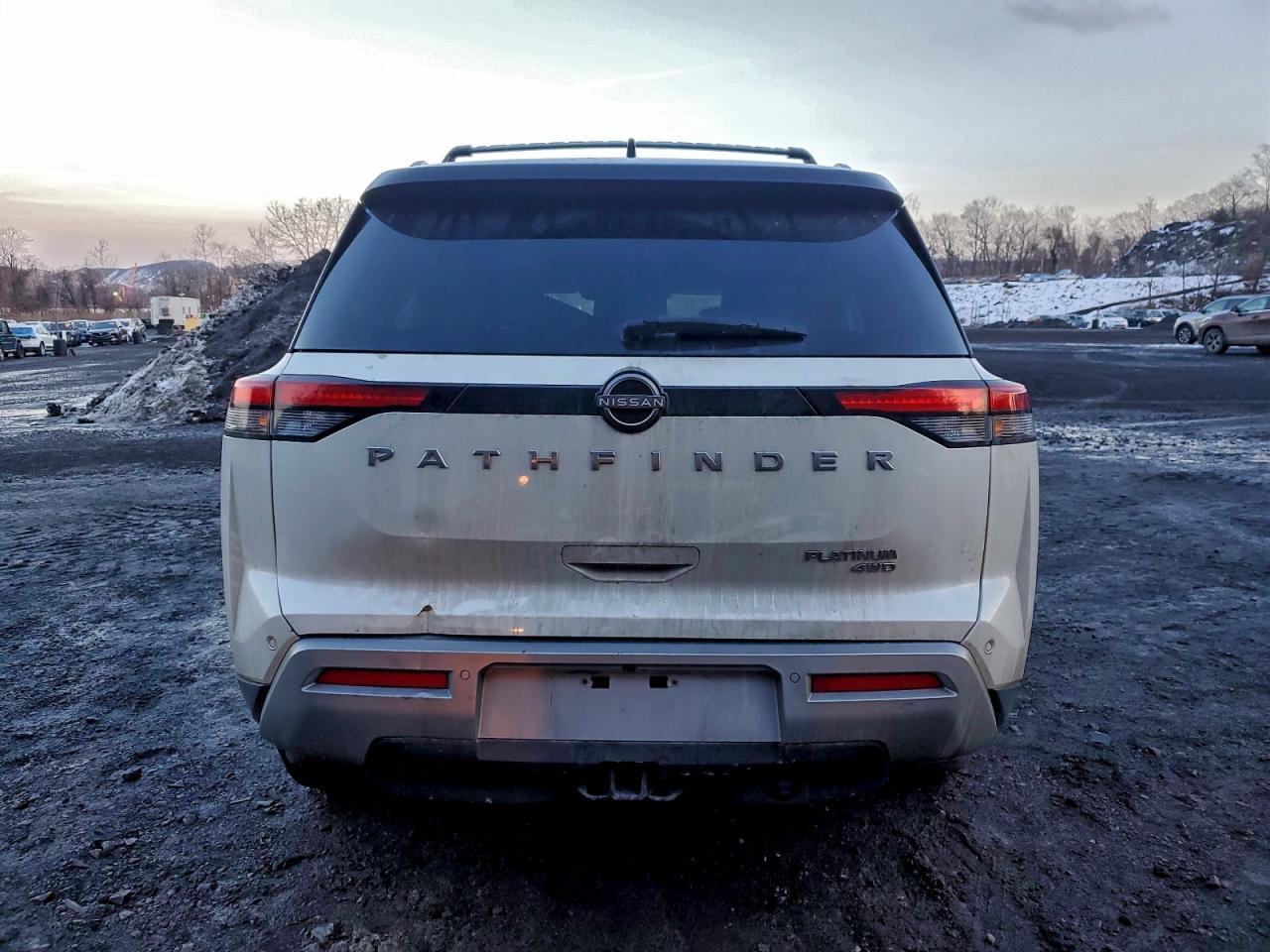2022 NISSAN PATHFINDER