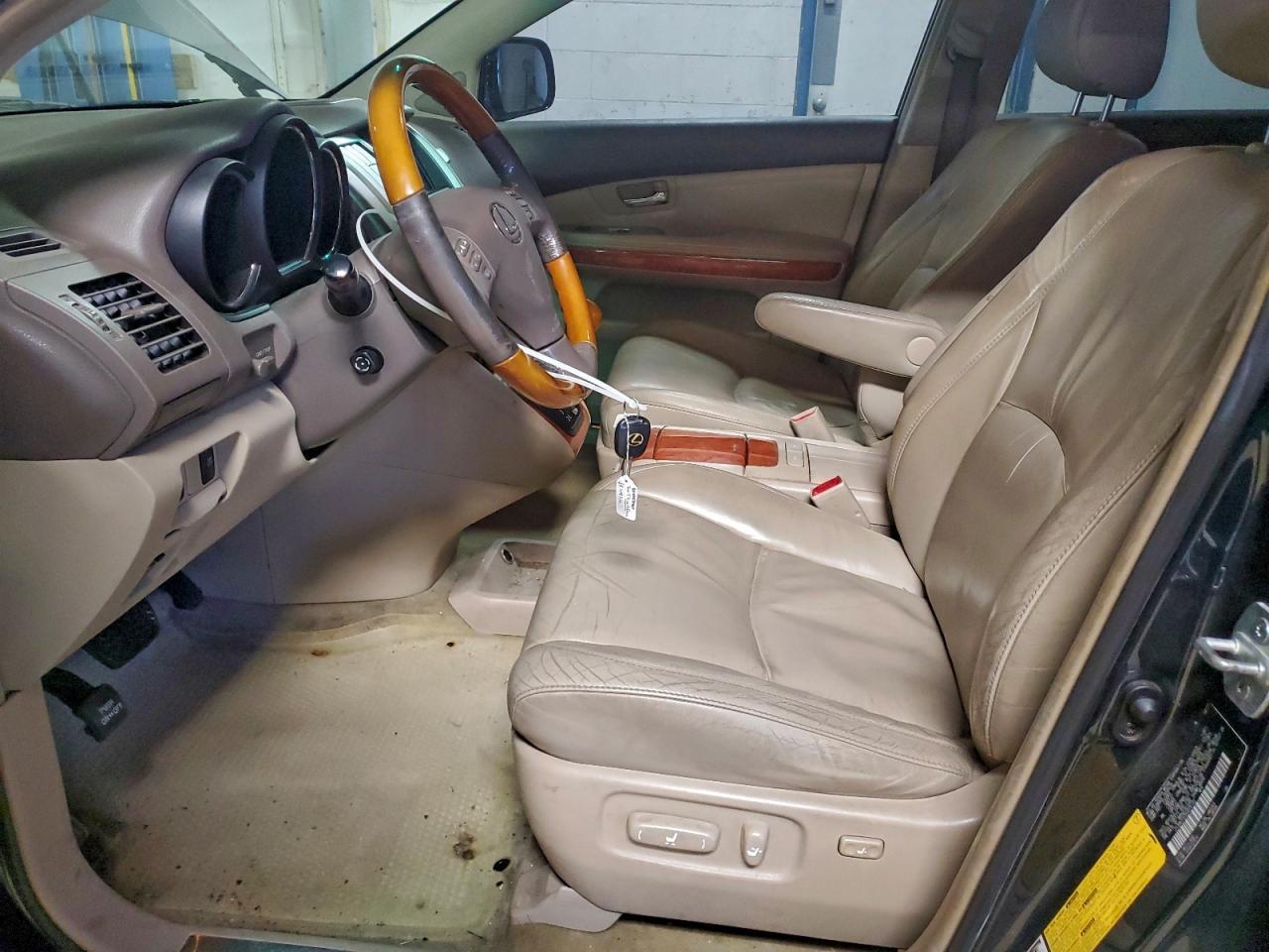 2005 LEXUS Rx 330