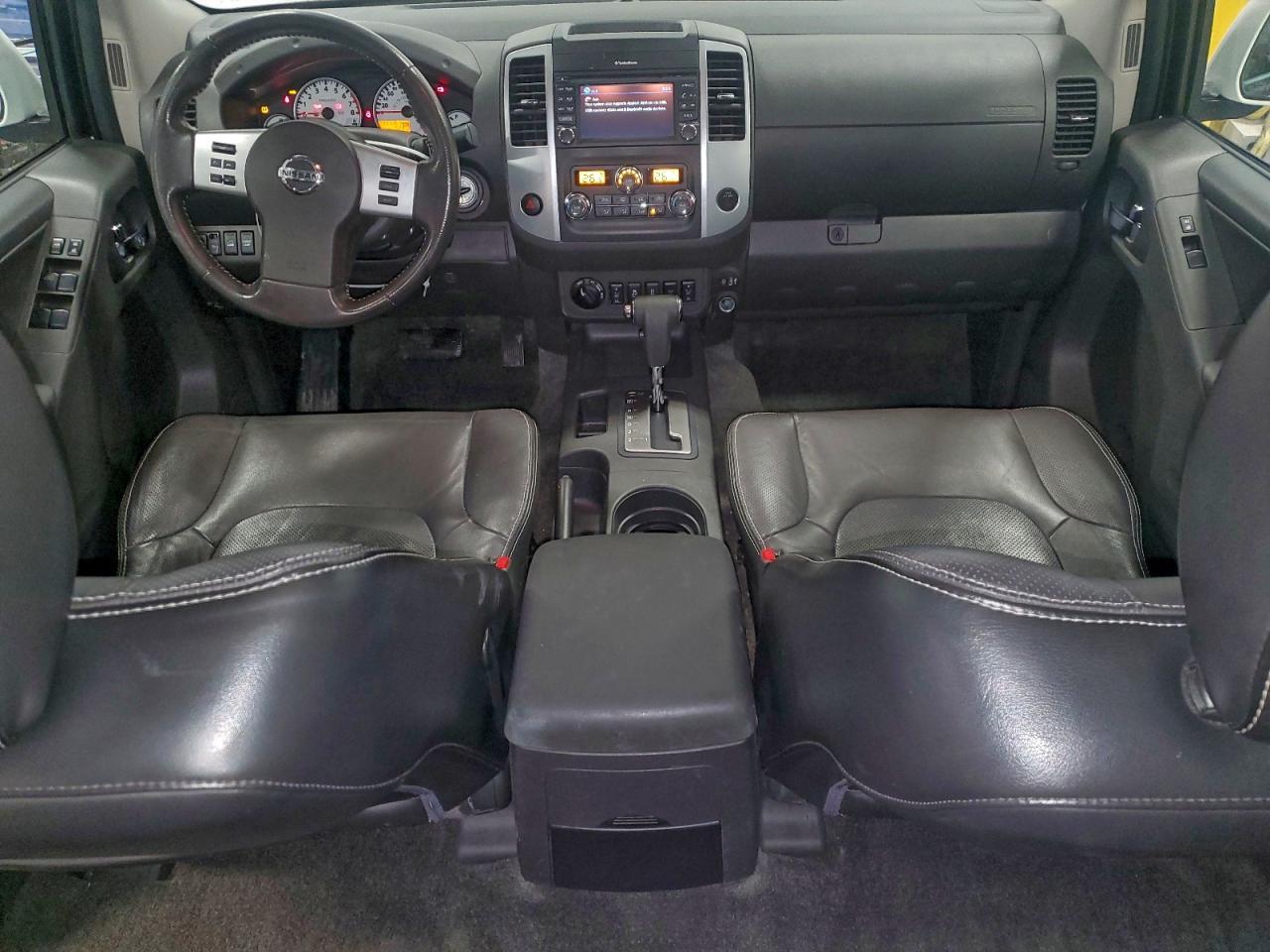 2017 NISSAN Frontier
