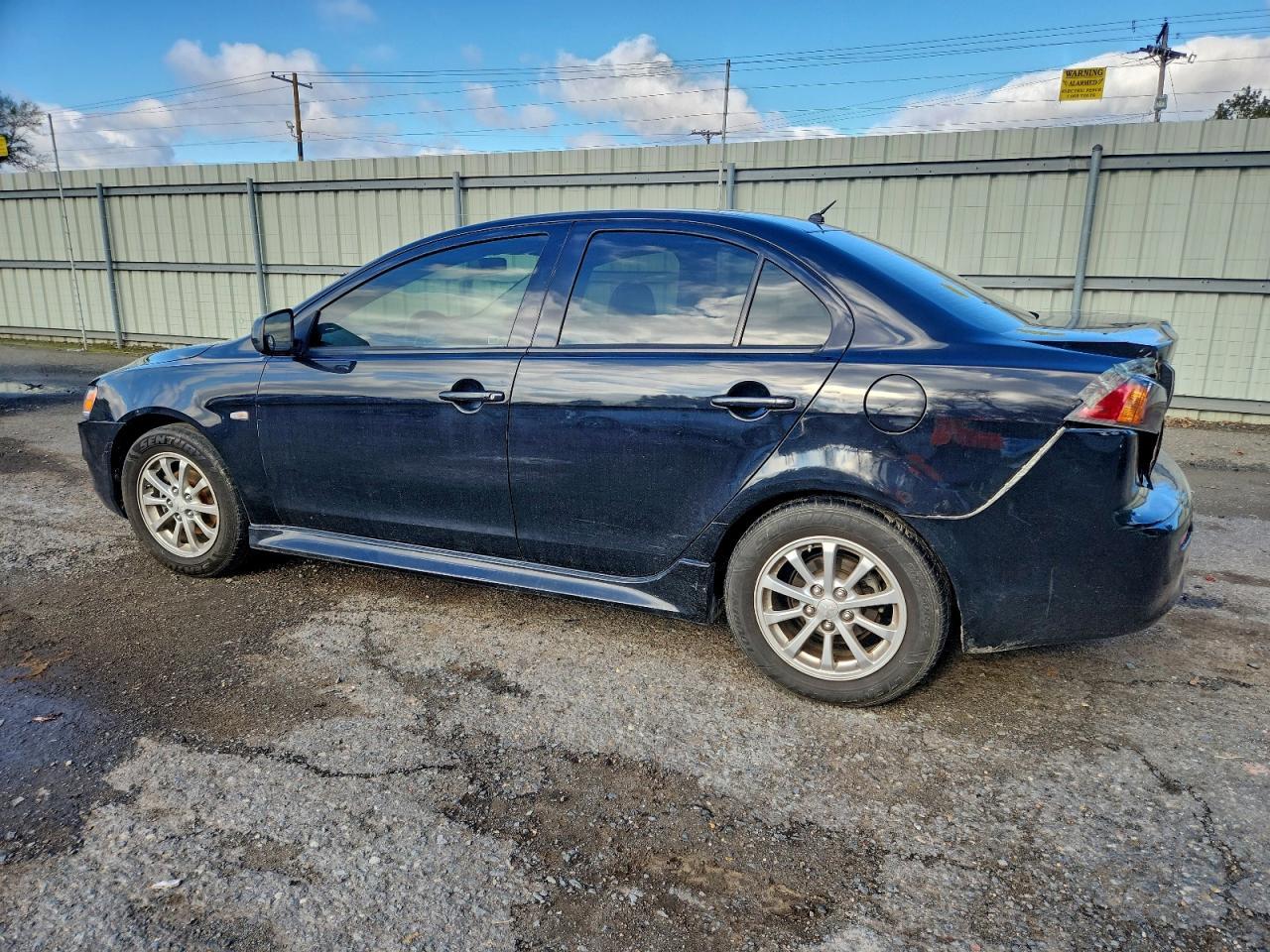 2011 MITSUBISHI LANCER