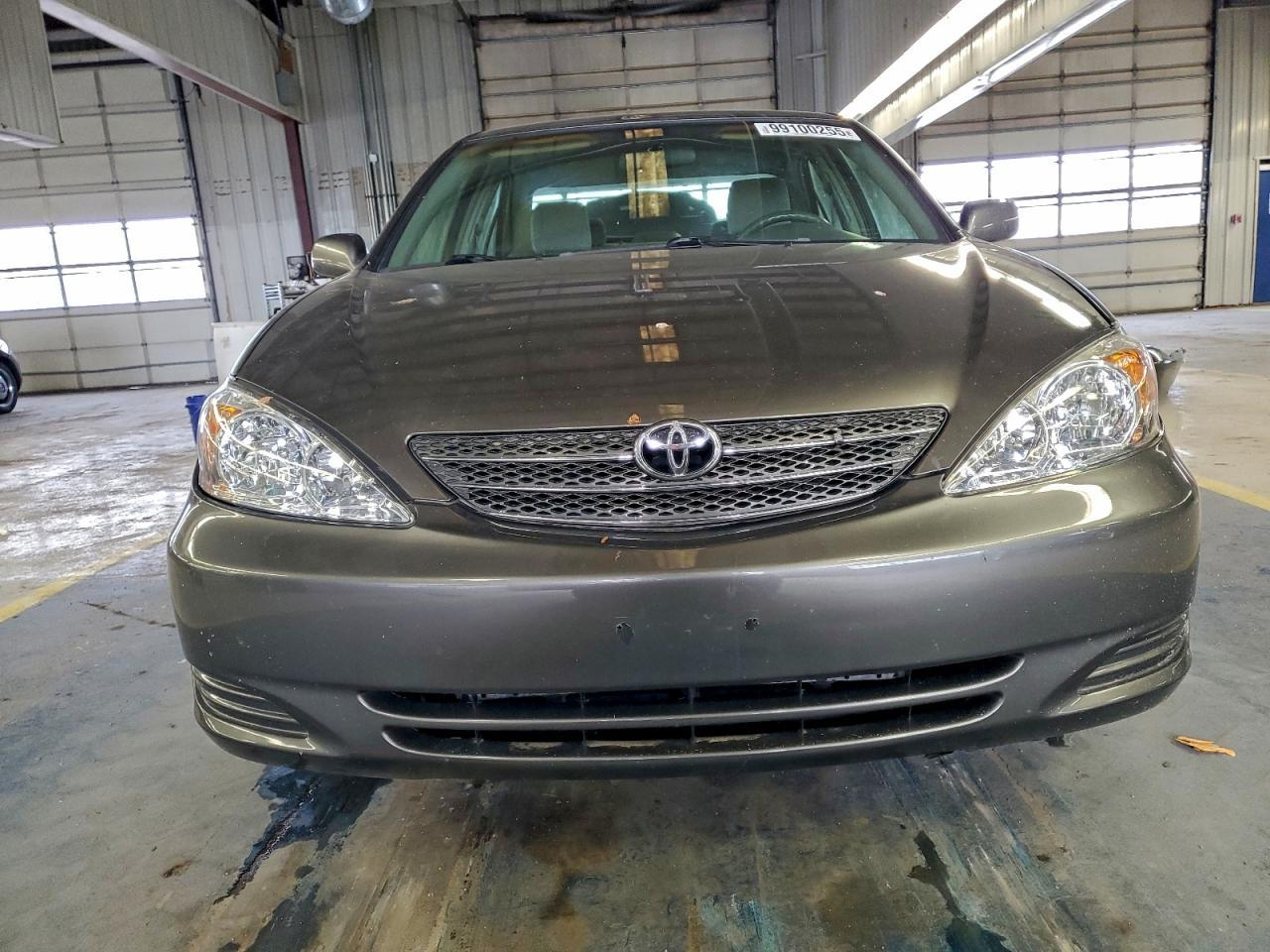 2004 TOYOTA CAMRY