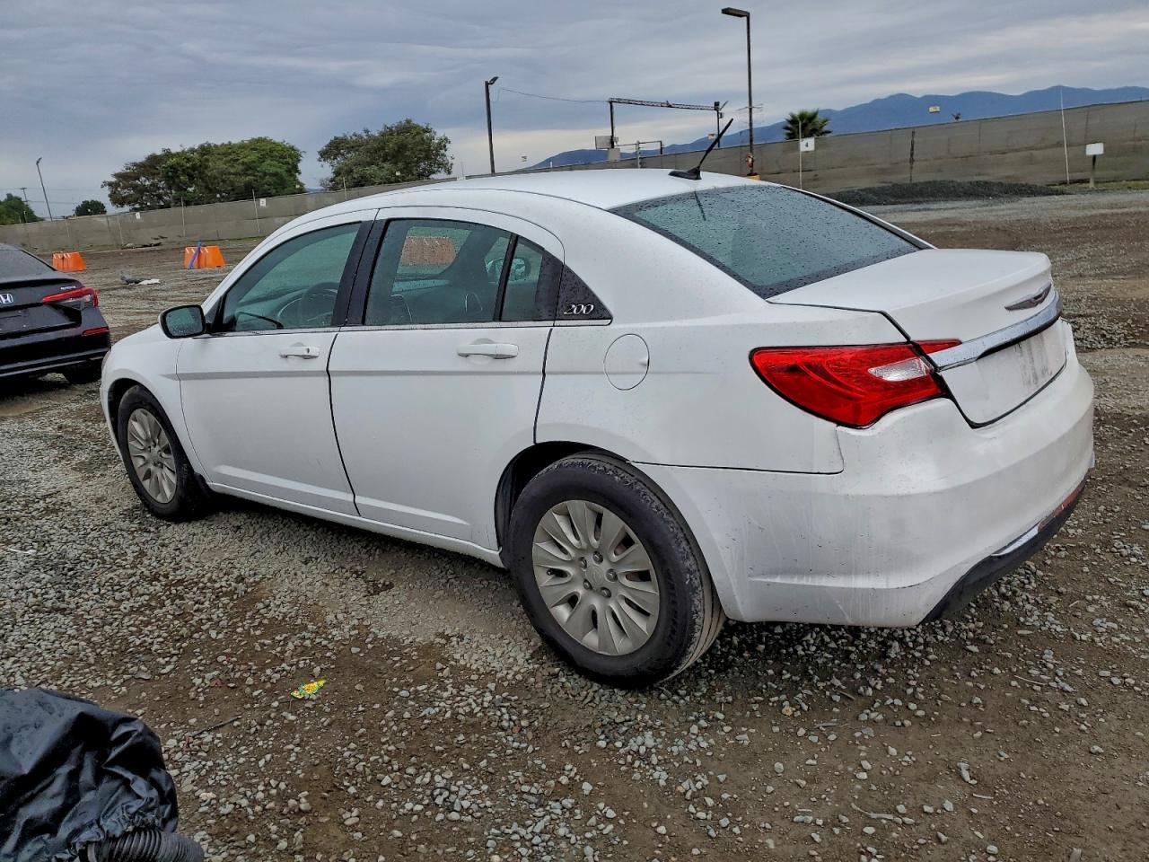 2012 CHRYSLER 200