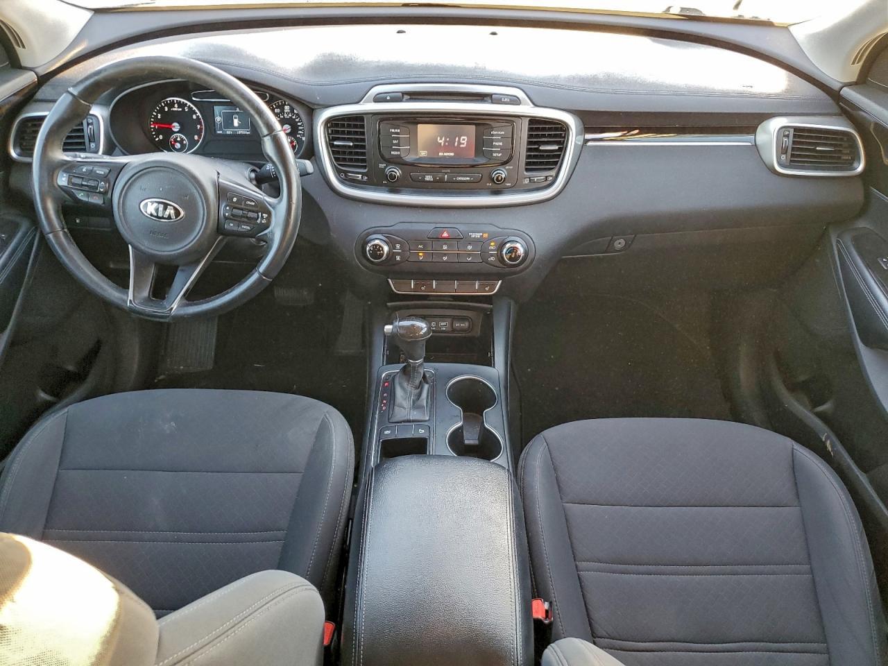 2016 KIA SORENTO