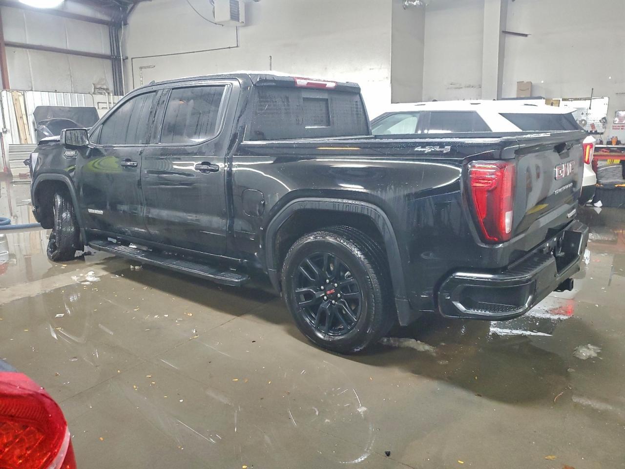 2025 GMC Sierra