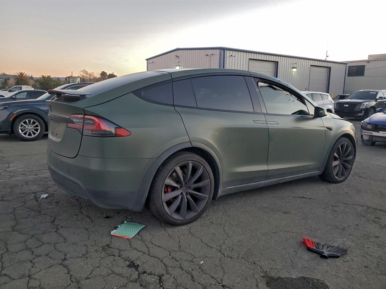 2017 TESLA MODEL X