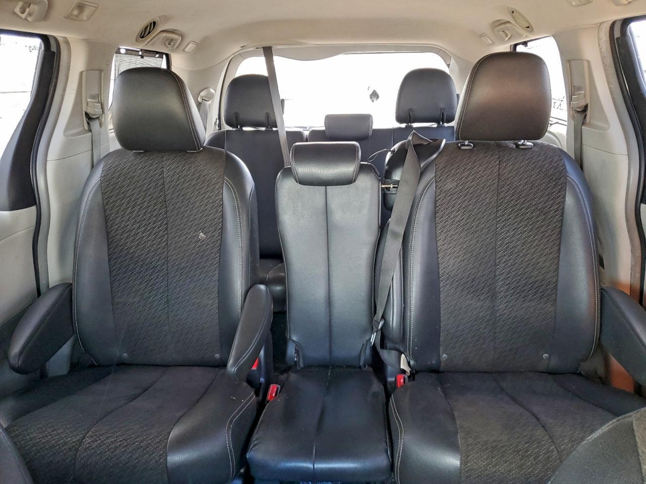 2014 TOYOTA SIENNA