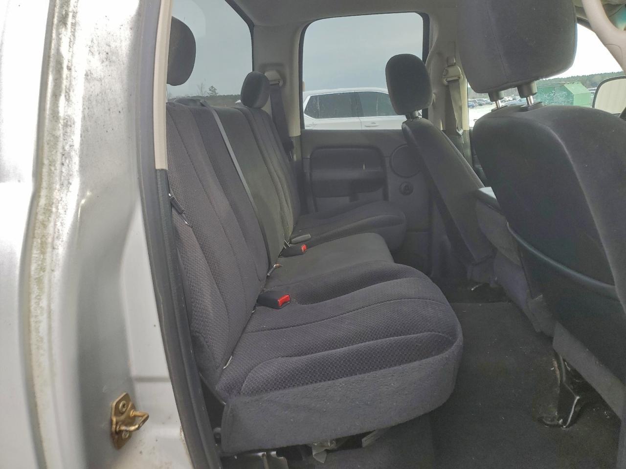 2004 DODGE RAM 1500