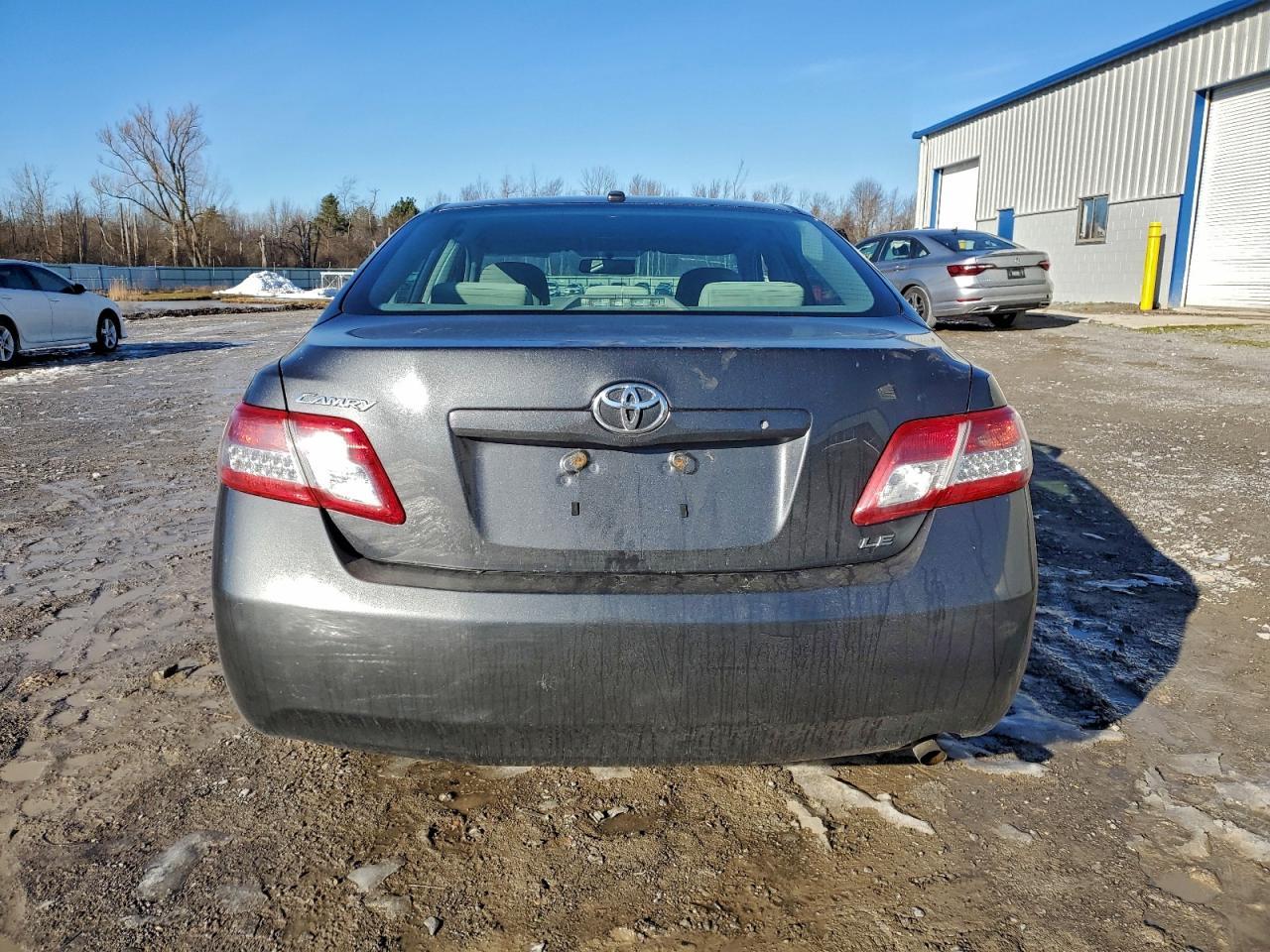 2010 TOYOTA CAMRY