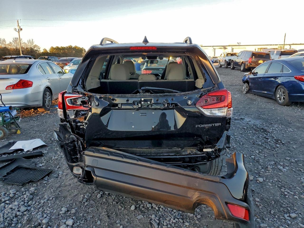 2021 SUBARU FORESTER