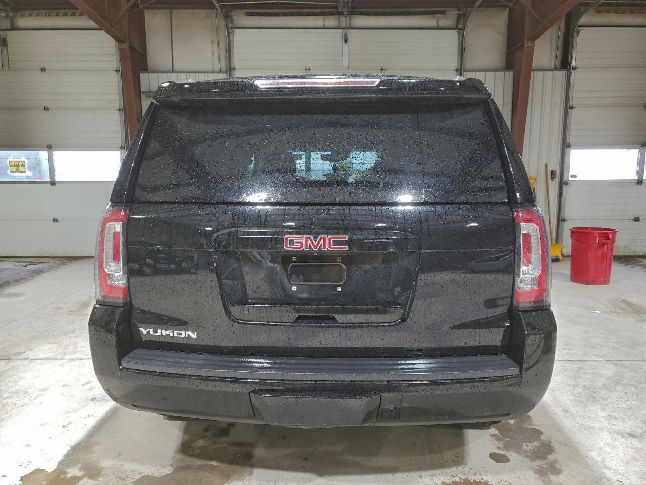 2017 GMC Yukon