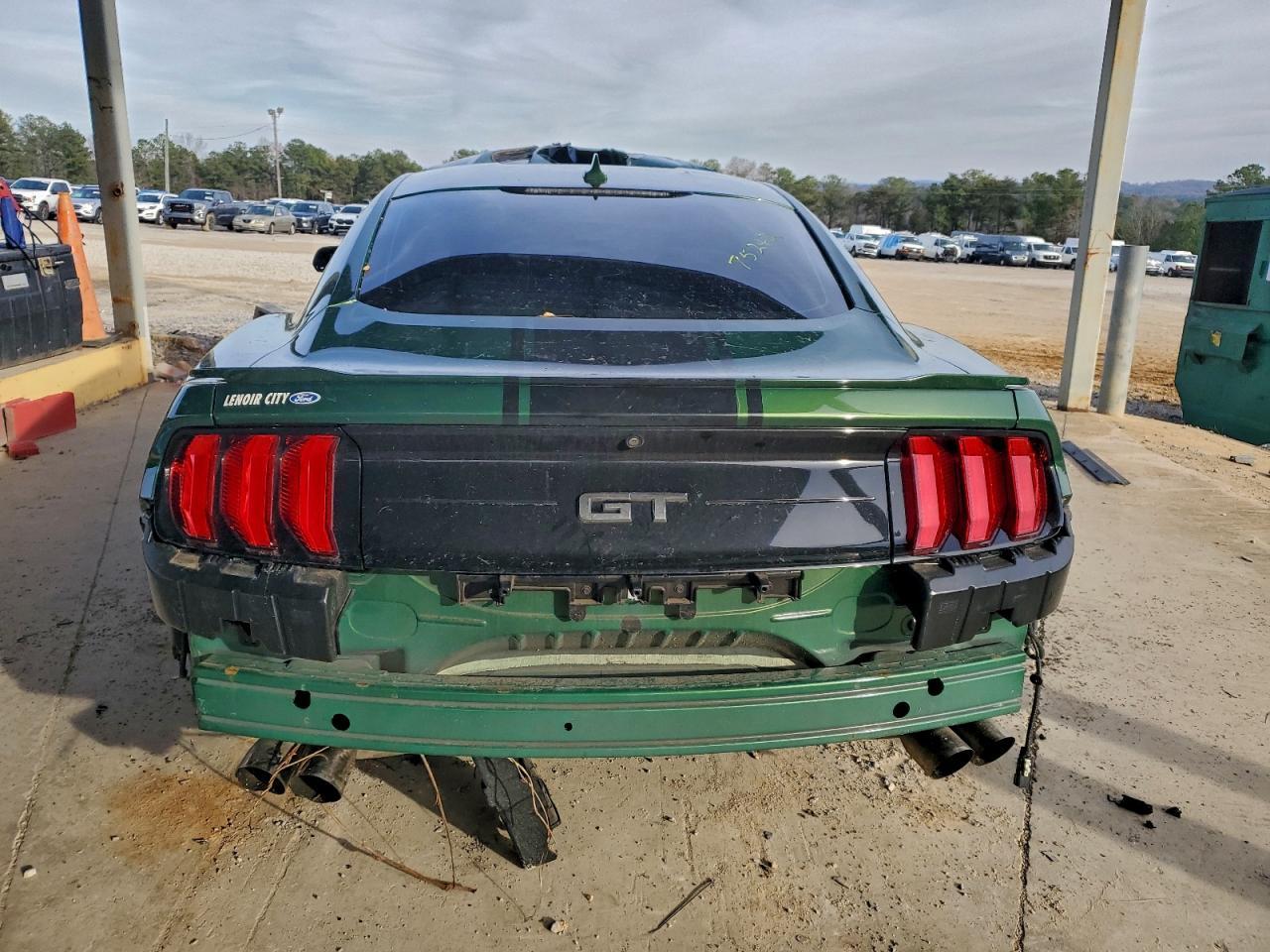 2022 FORD MUSTANG