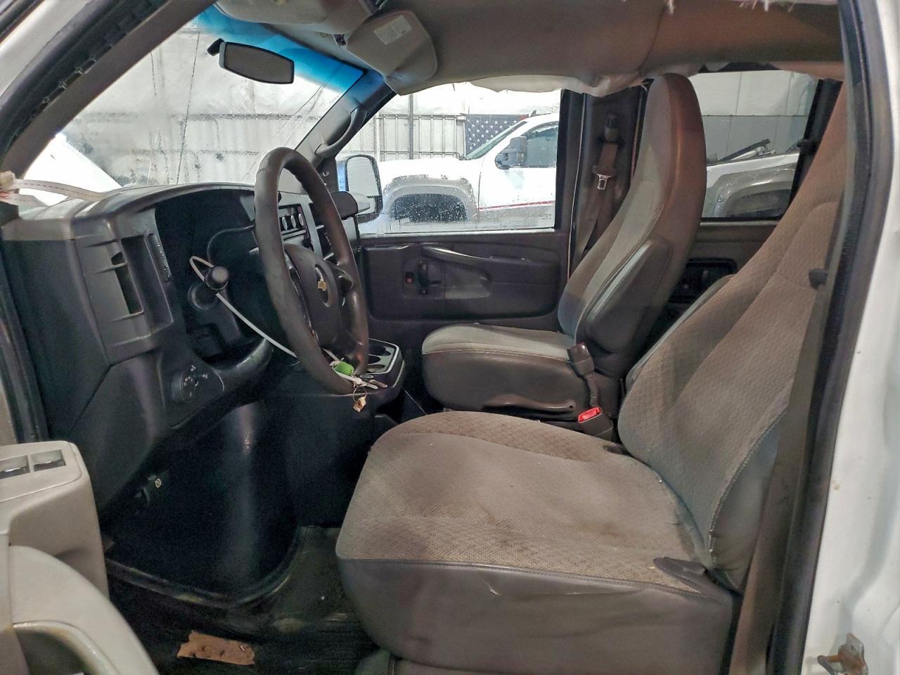 2012 CHEVROLET Express 1500