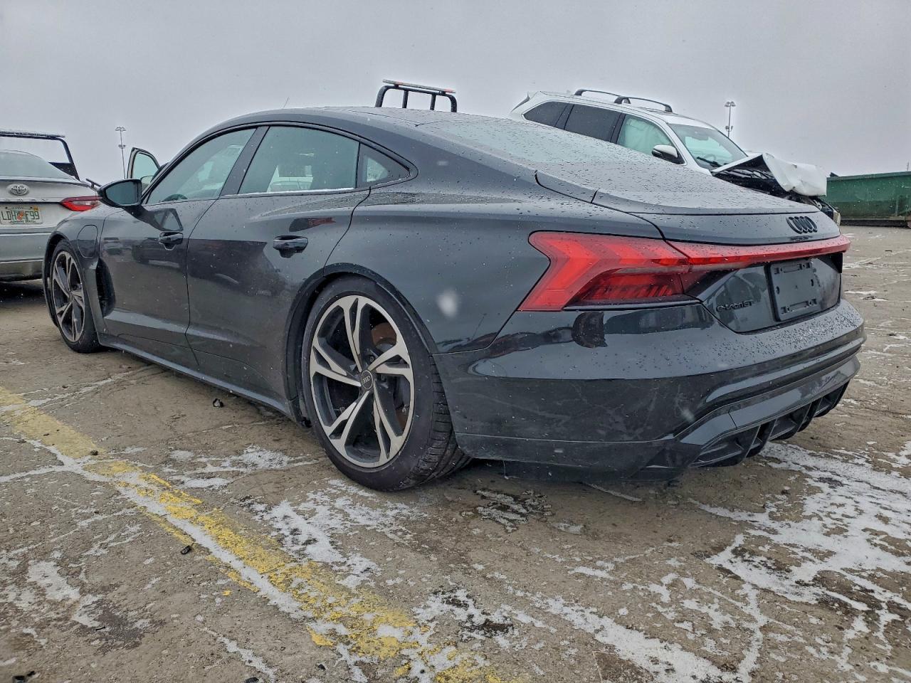 2023 AUDI e-tron GT