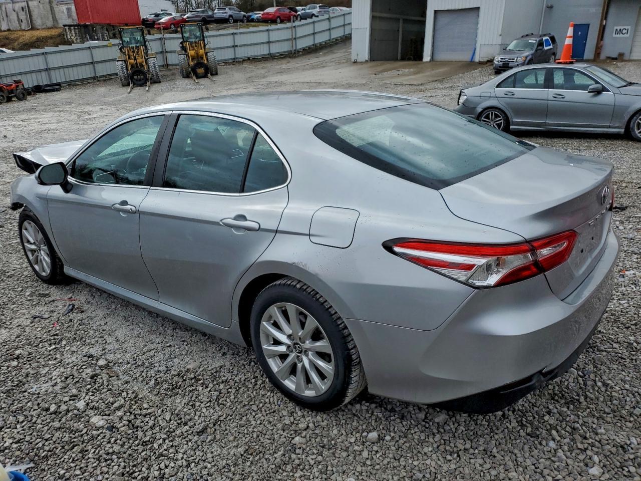 2018 TOYOTA CAMRY