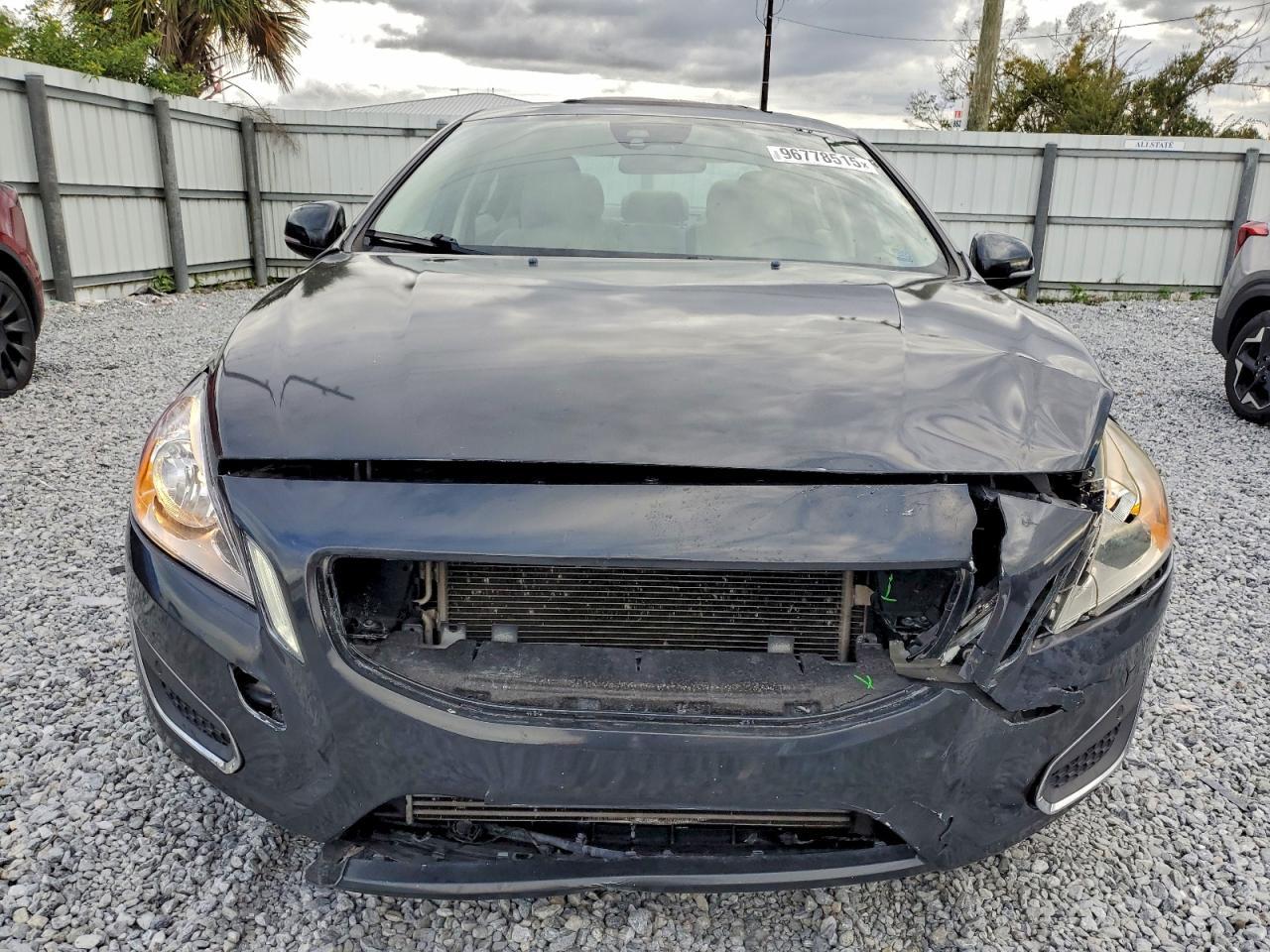 2012 VOLVO S60