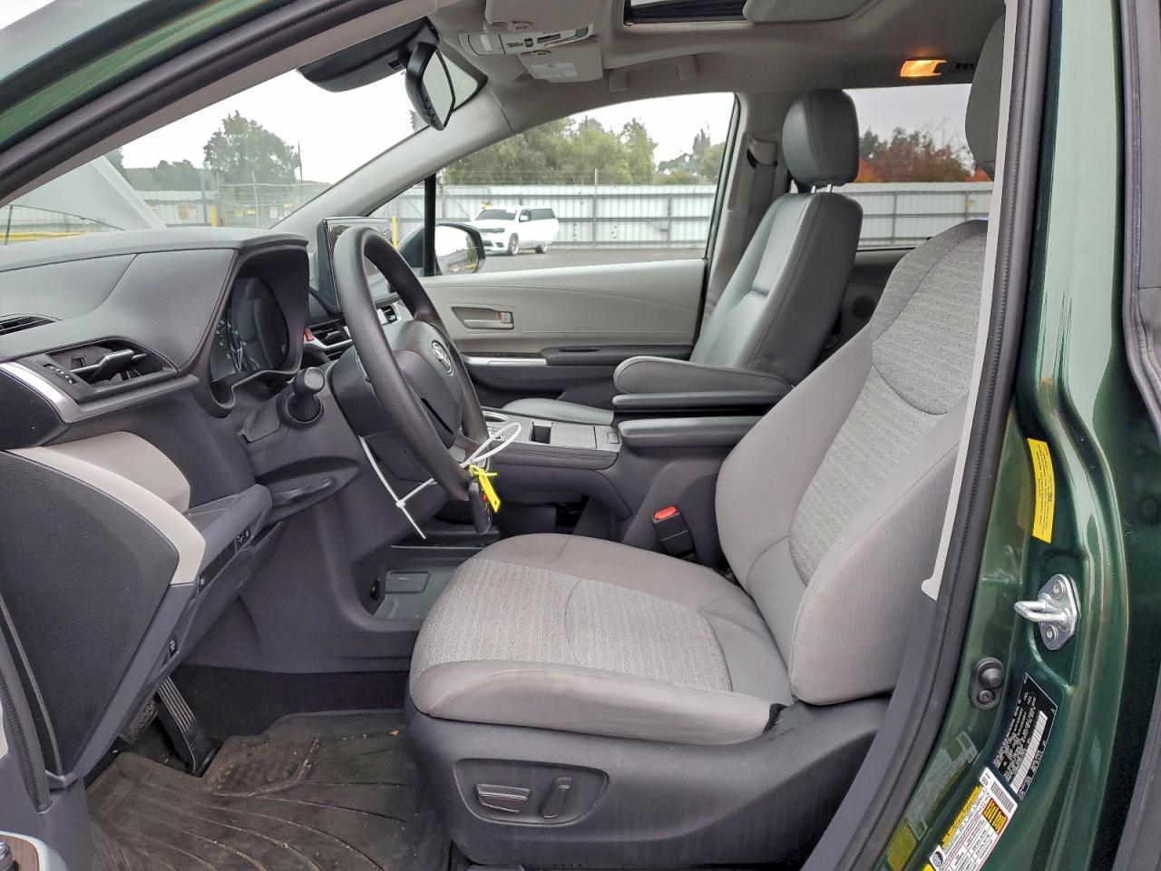 2022 TOYOTA SIENNA