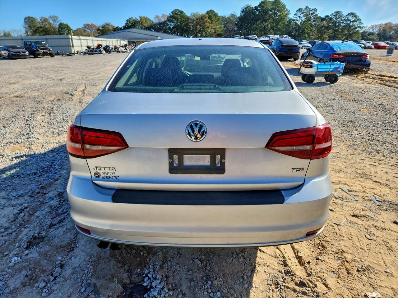 2016 VOLKSWAGEN JETTA