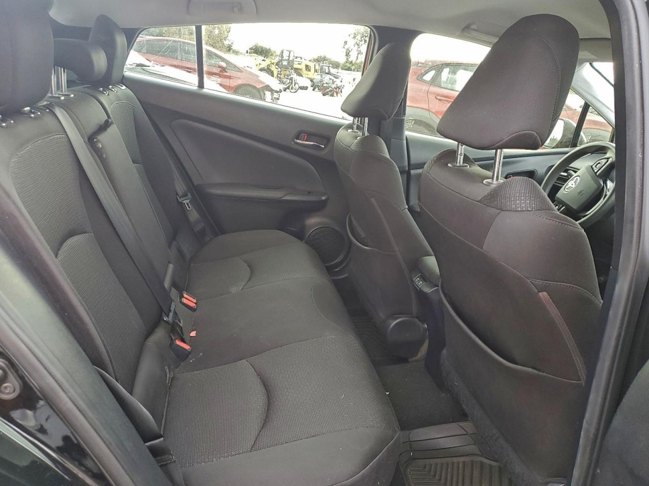 2019 TOYOTA PRIUS