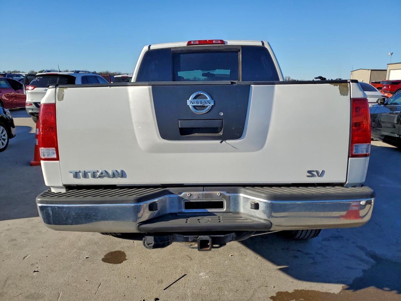 2012 NISSAN Titan