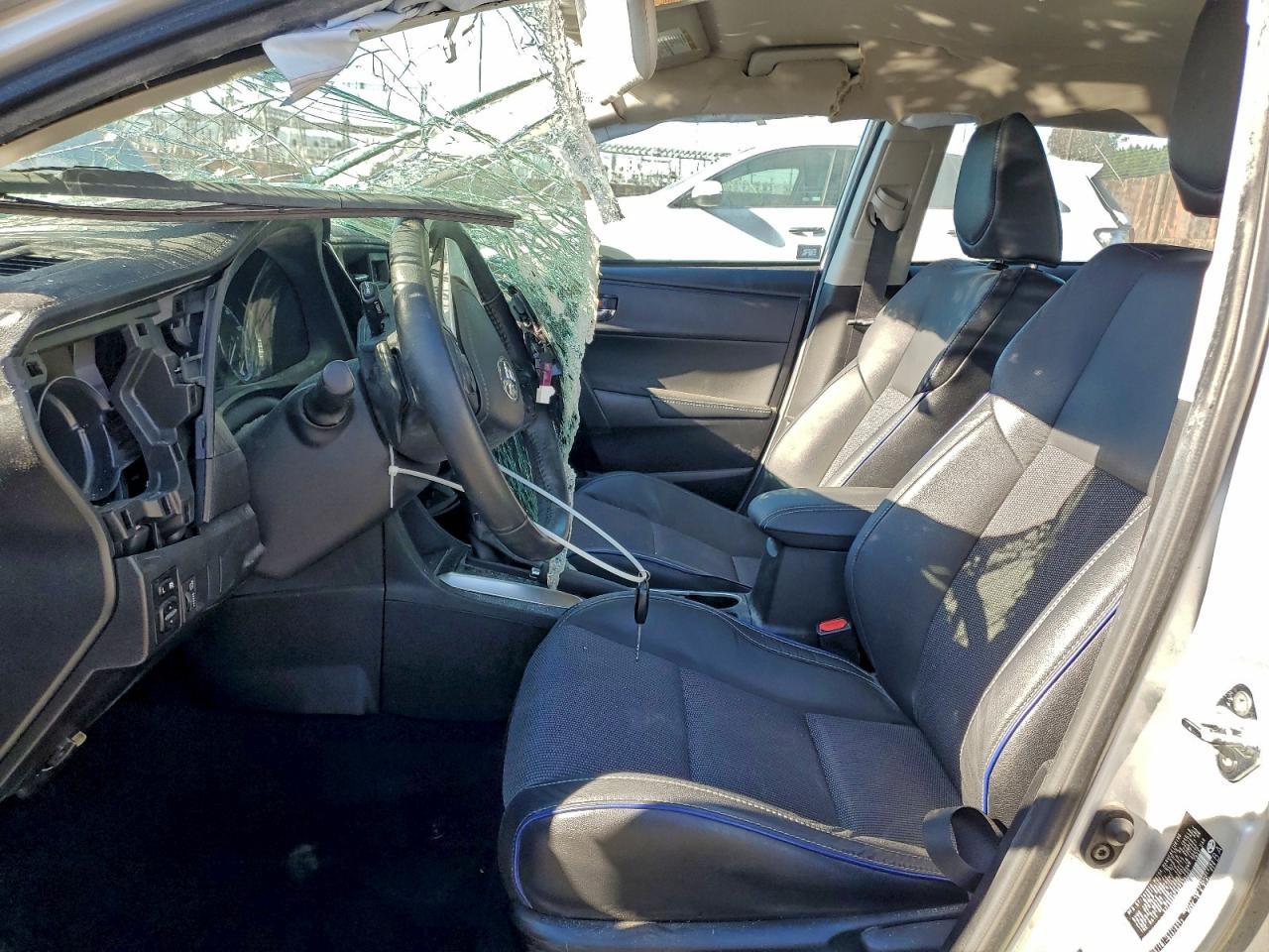 2019 TOYOTA COROLLA