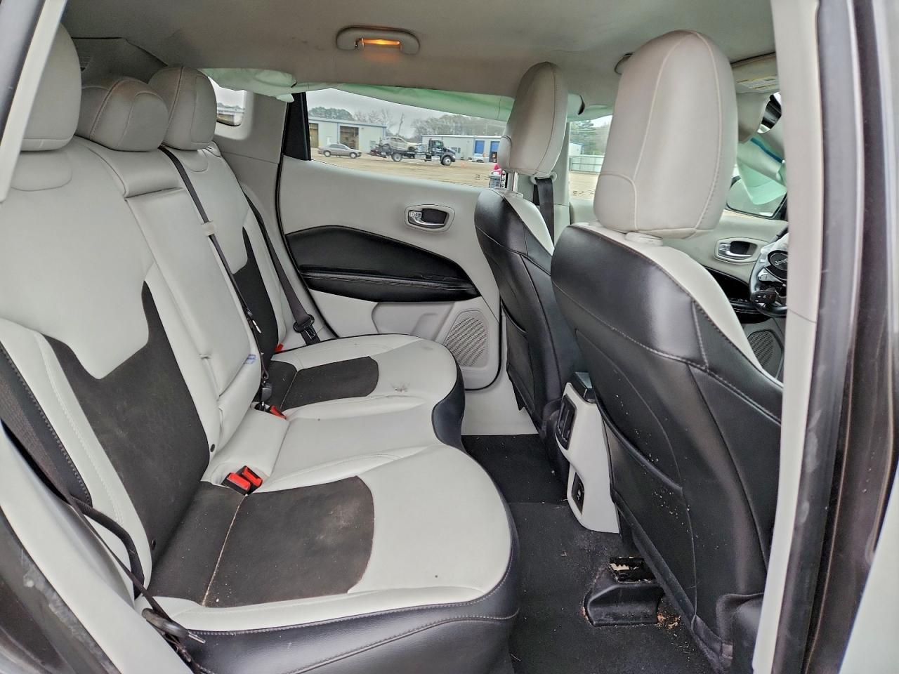 2021 JEEP Compass