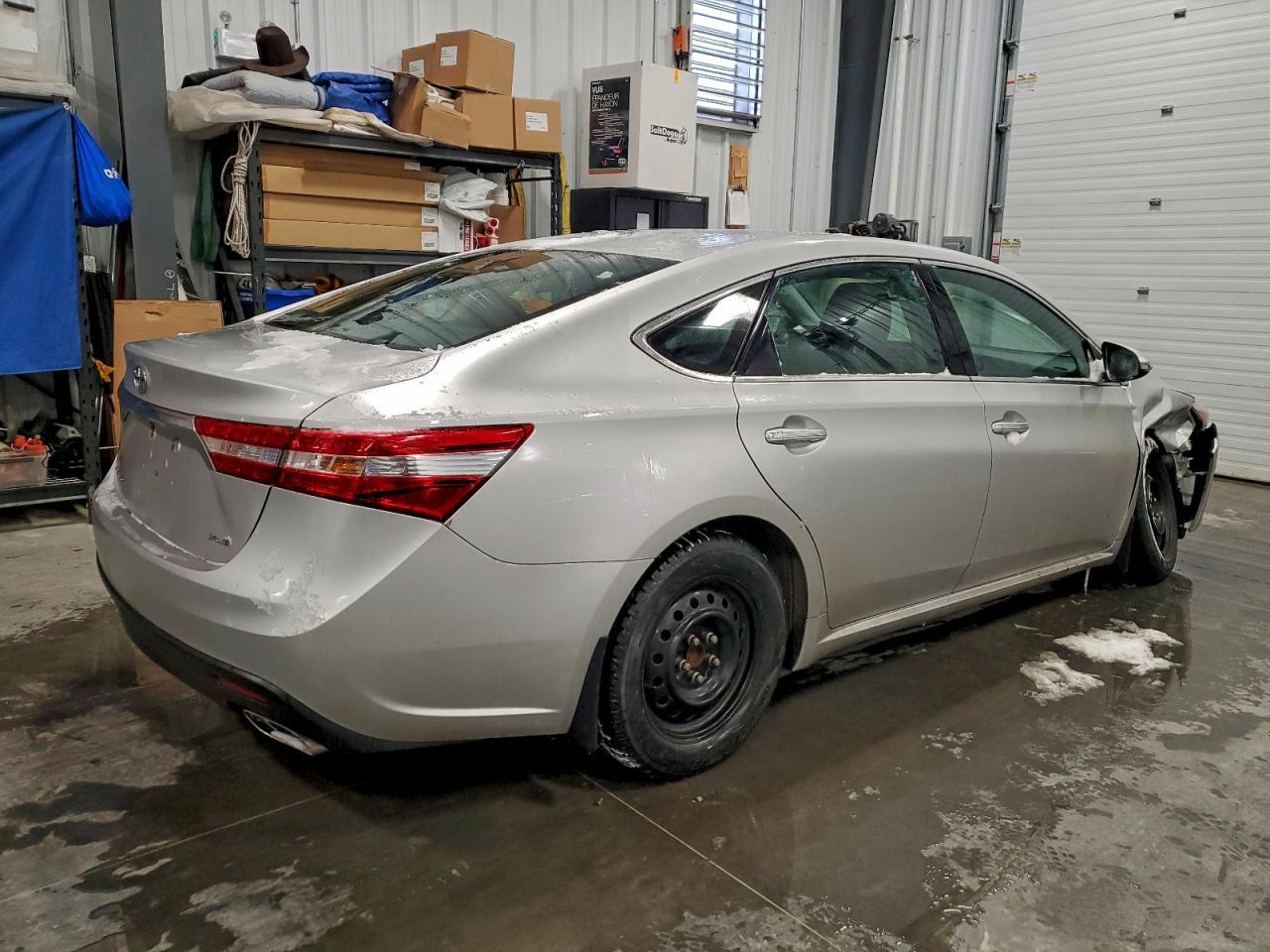 2013 TOYOTA Avalon