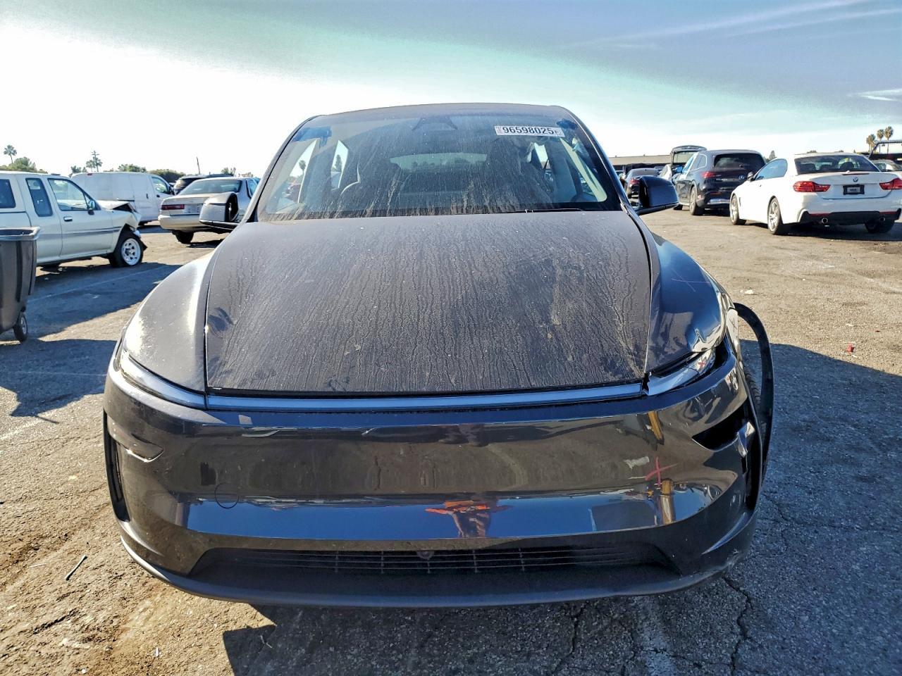 2026 TESLA MODEL Y