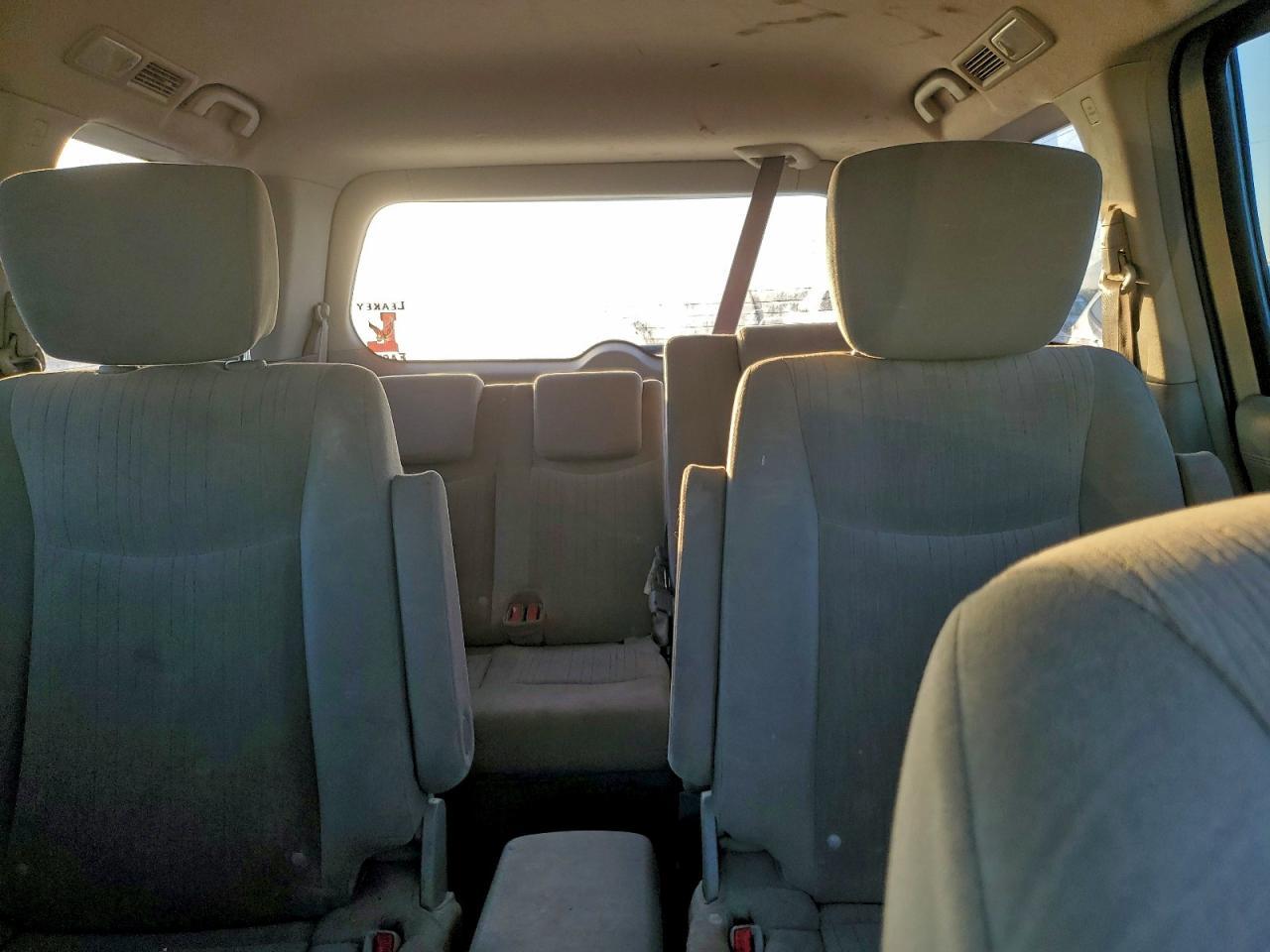 2016 NISSAN Quest