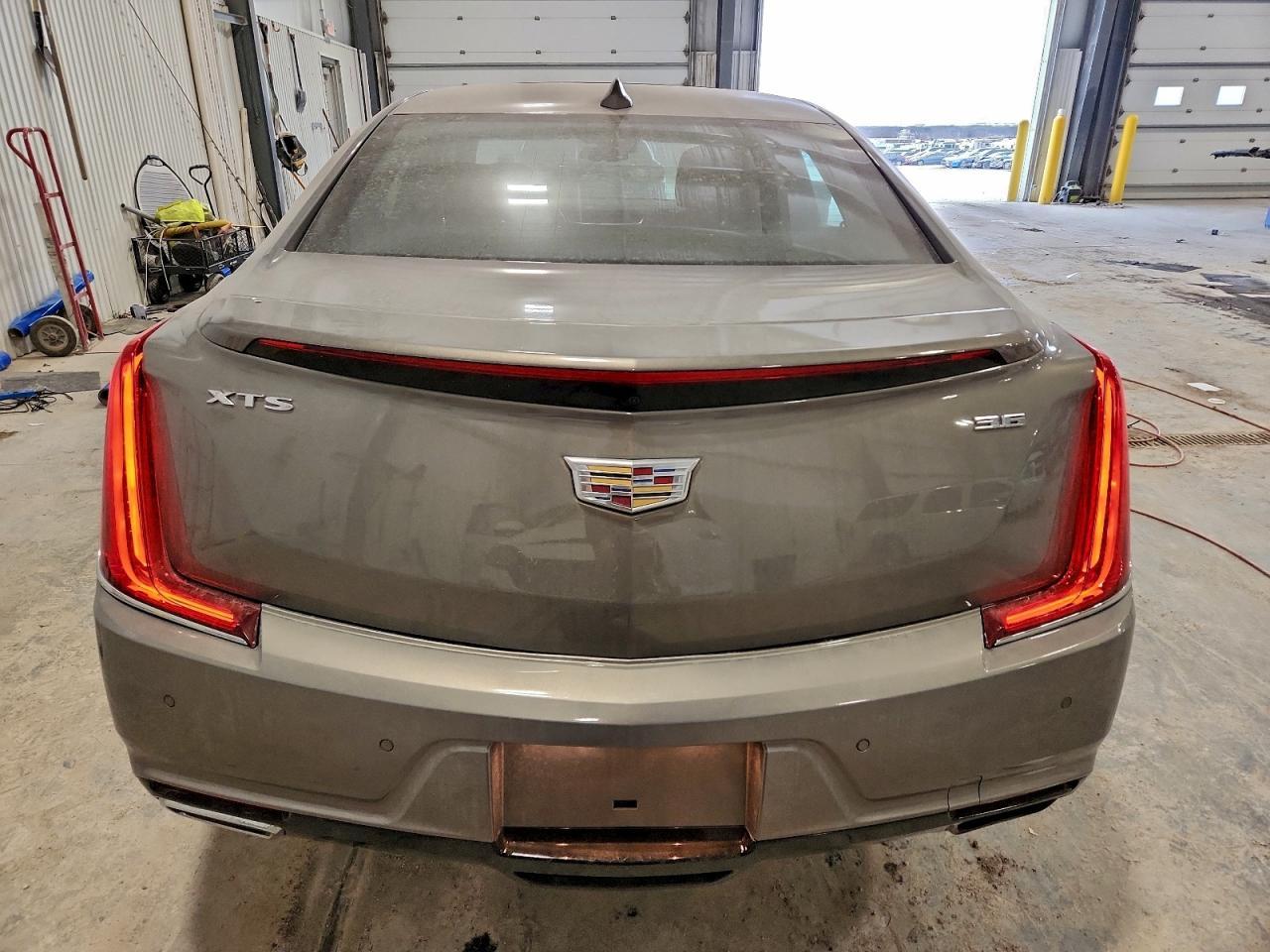 2019 CADILLAC XTS