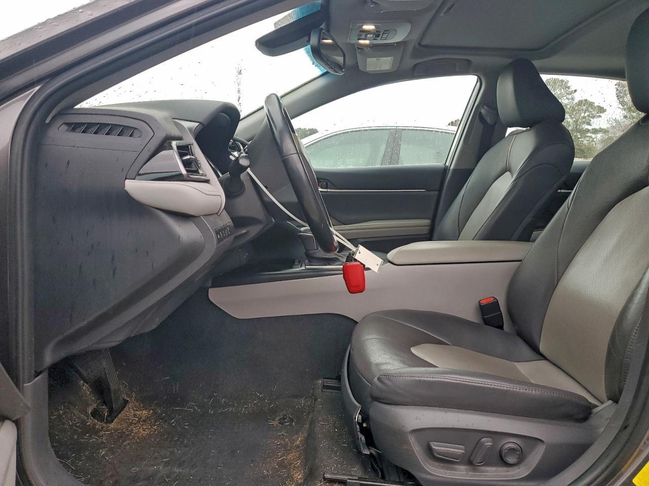 2020 TOYOTA CAMRY