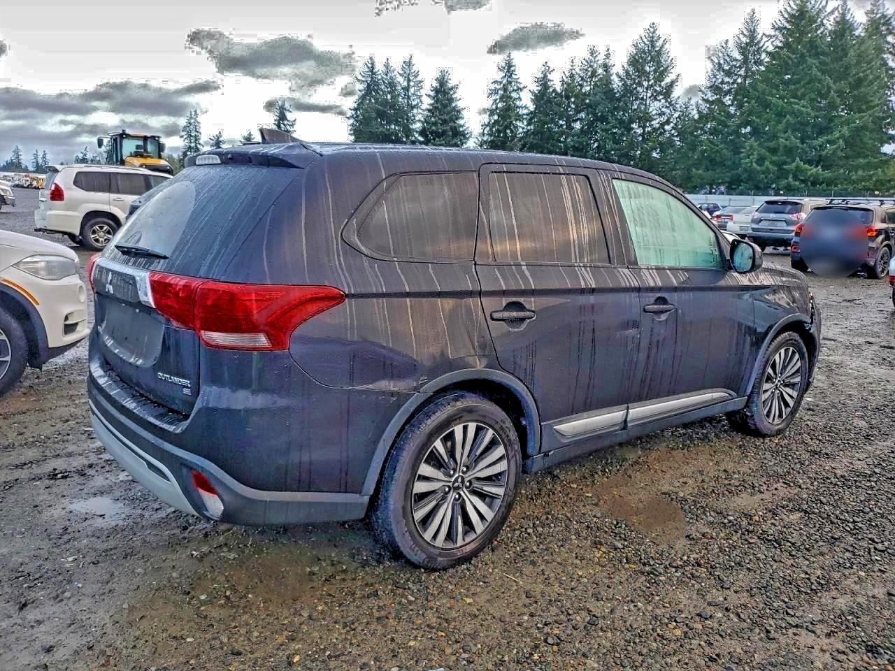 2019 MITSUBISHI outlander